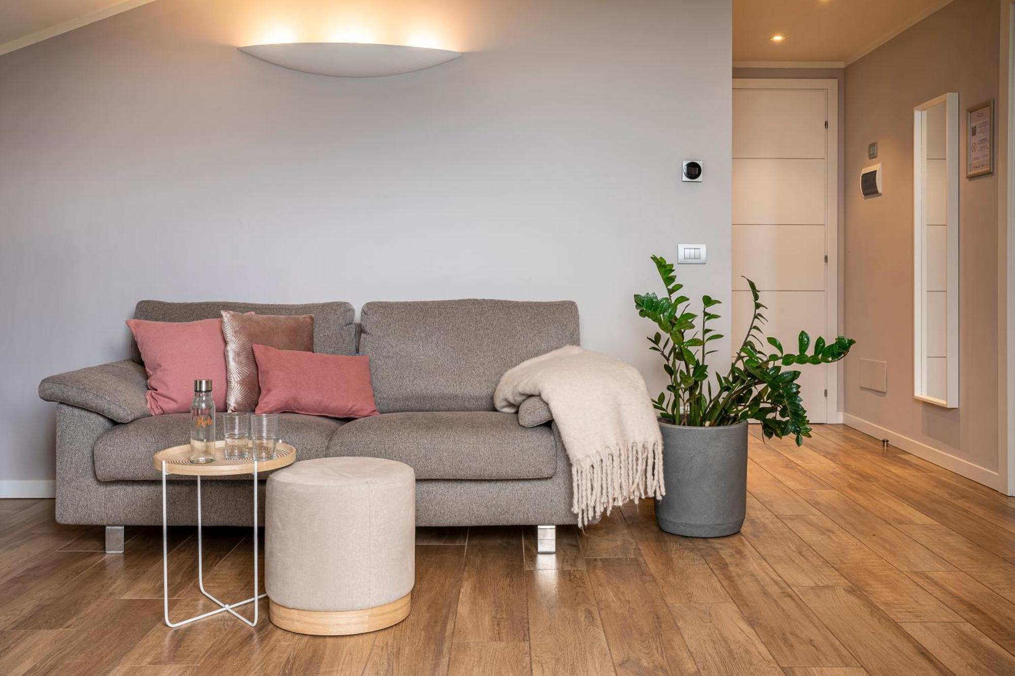 Apartment Rota *